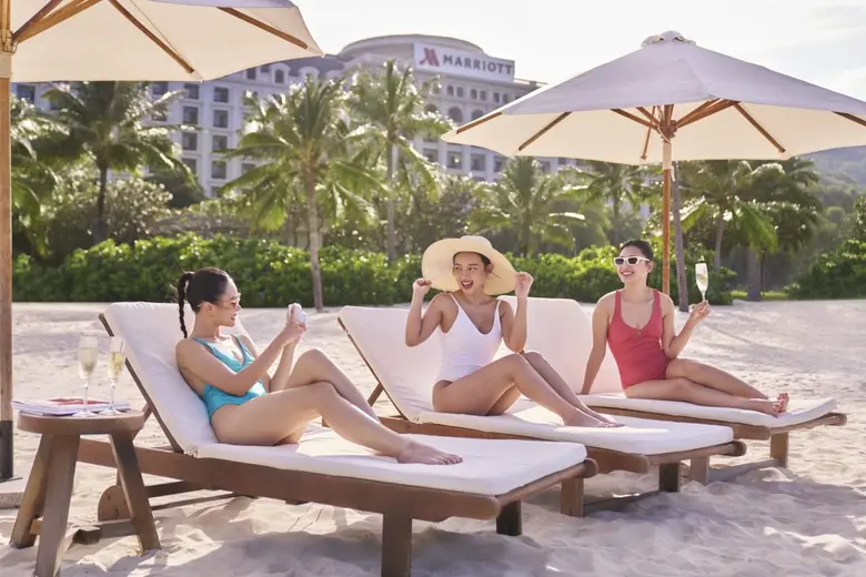 Nha Trang Marriott Resort Hon Tre Island เปิดตัวแพ็กเกจใหม่ ชวนสัมผัสประสบการณ์สุดสนุกไปกับพิกเกิลบอลและพักผ่อนที่วิลล่าสีชมพูสุดเอ็กซ์คลูซีฟ