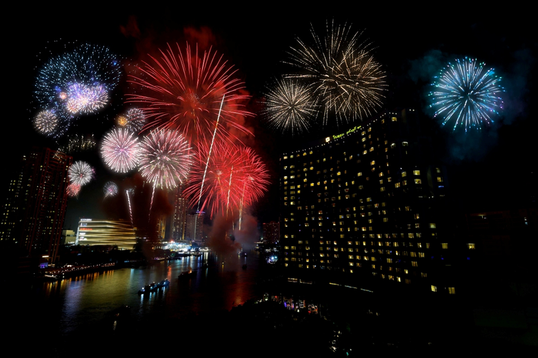 สัมผัสเวทมนตร์เหนือจินตนาการไปกับ โปรแกรมต้อนรับเทศกาลคริสต์มาสและปีใหม่สุดพิเศษ ของโรงแรมแชงกรี-ลา กรุงเทพฯ