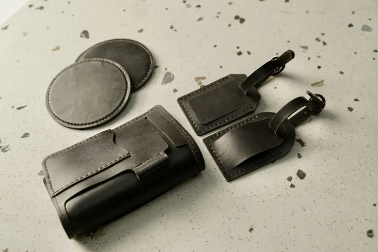 นิสิตปริญญาเอก CU TIP พัฒนา "หนังสังเคราะห์จากกากกาแฟ" คว้าเหรียญเงินนวัตกรรมนานาชาติเจนีวา ลดคาร์บอนฟุตพริ้นท์ เป็นมิตรต่อสิ่งแวดล้อม