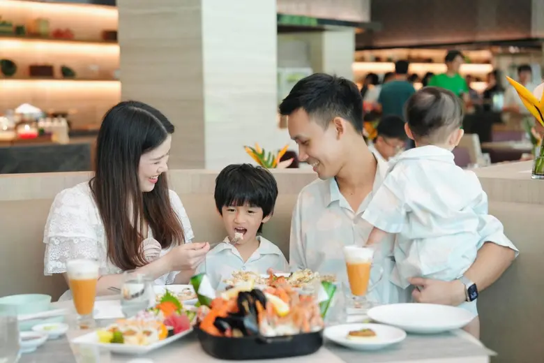 Courtyard by Marriott Bangkok Suvarnabhumi Airport Invites Families to Celebrate Father's Day with a Heartwarming Brunch by the Canal