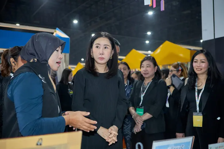 ปิดฉาก "เทศกาลเมือง (ต้อง) รอง" สุดยิ่งใหญ่ สร้างมูลค่าเศรษฐกิจรวมกว่า 250 ล้าน ชูเสน่ห์ 55 เมืองน่าเที่ยวสู่เทรนด์ยั่งยืน