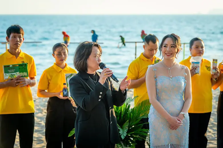 ฉีกกฎรีสอร์ทเดิม ๆ 'อมรพันธ์วิลล่า' ระยอง ปั้นโมเดลใหม่ 'Creator &amp; Marketplace Resort Day' ชวนชุมชนไลฟ์สดขายของ-สร้างคอนเทนต์ ฟรี!