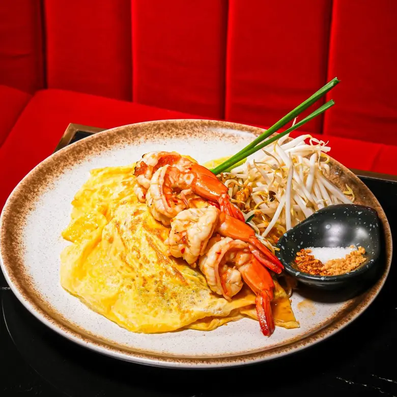 CAT ON THE ROOF สาขาเดียวในกรุงเทพ แฮงค์เอาท์ไลฟ์สไตล์ที่ "เอ็ม บี เค เซ็นเตอร์" เท่านั้น ดื่มด่ำรสชาติแห่งความสุข เครื่องดื่ม อาหาร เสน่ห์แห่งเสียงเพลงในบรรยากาศสนุกสุดชิล