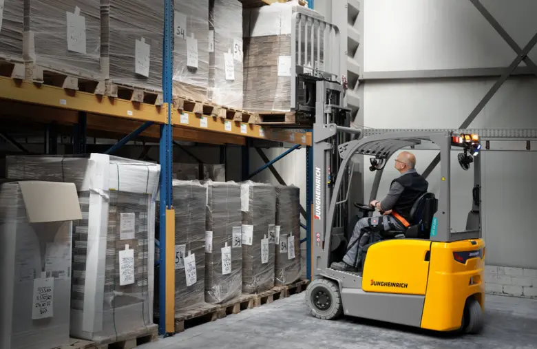 ซื้อรถโฟล์คลิฟท์มือสอง JUNGSTARS มีข้อดีอะไรบ้าง?