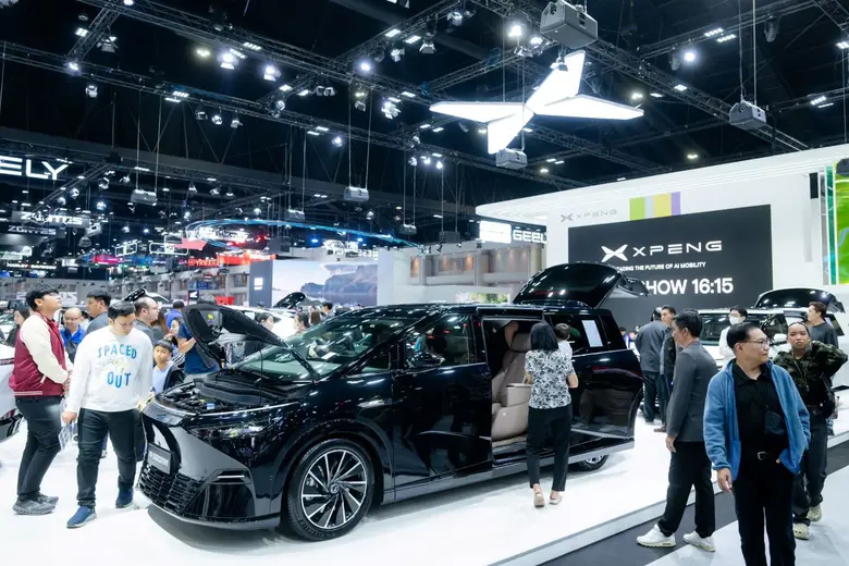 เอ็กซ์เผิง ประเทศไทย ขอบคุณทุกความไว้วางใจ กวาดยอดจองล้นหลาม ในงานมอเตอร์ เอ็กซ์โป 2025 เดินหน้าขยายเครือข่ายโชว์รูมและศูนย์บริการ ยกระดับการดูแลลูกค้า สู่มาตรฐานพรีเมียม