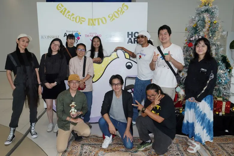 ไอคอนสยาม ชวนสัมผัสเสน่ห์งานศิลป์ ส่งท้ายปี ในงาน "Gallop Into 2026 - X'mas &amp; New Year Art Market"