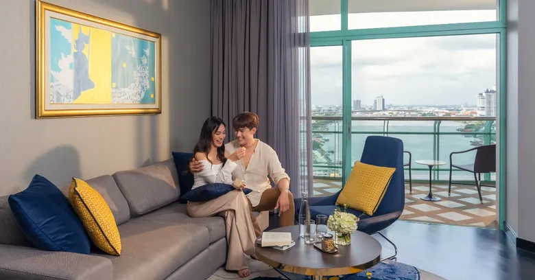A month of romance awaits with the Stay in Love package at Chatrium