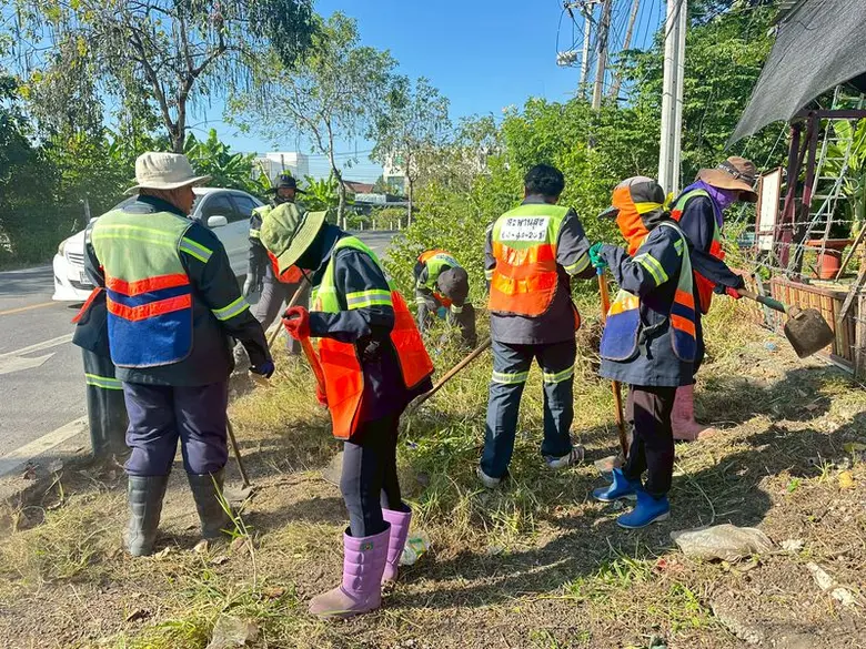 เขตสะพานสูงเดินหน้าปรับปรุงภูมิทัศน์ เพิ่มความสะอาด-ความเป็นระเบียบเรียบร้อยในพื้นที่