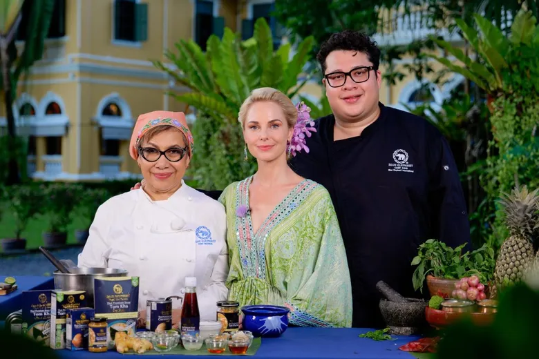 Master Chef Nooror Somany Steppe &amp; Chef Kris Steppe of Blue Elephant Featured in Austrian TV Documentary Filmed in Phuket