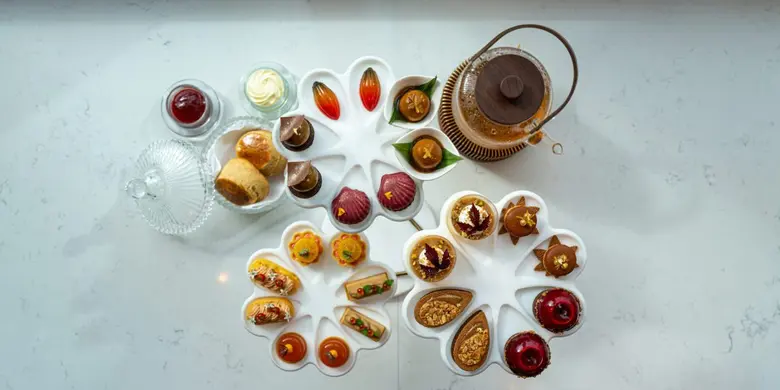 โรงแรม ดิ โอกุระ เพรสทีจ กรุงเทพฯ นำเสนอท่วงทำนองแห่งแสงสี ชวนดื่มด่ำไปกับความเจิดจรัสของ "ฮานาบิ อาฟเตอร์นูนที" คอลเลกชันใหม่