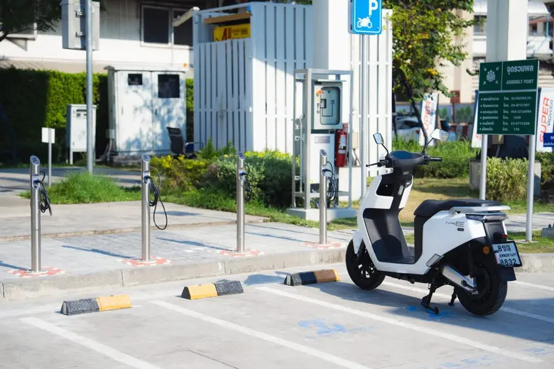 สลีค อีวี สู้ศึกเจ้าตลาดรถมอเตอร์ไซค์ไฟฟ้า ดันโปรเจกต์ S-CHARGE เน้นโครงสร้างแข็งแกร่งก่อนยอดขาย