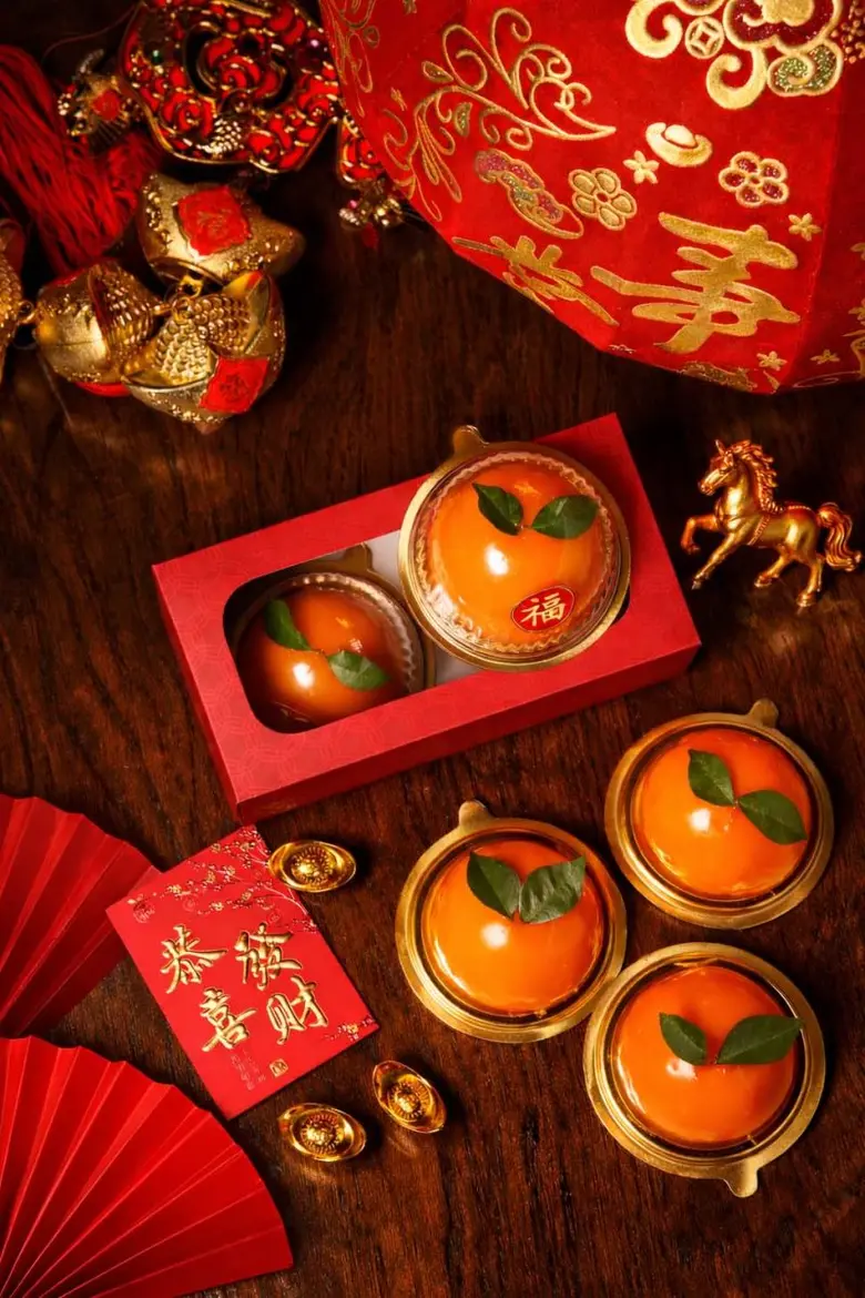 Welcome the Year of the Horse with 'Lucky Orange' Cakes at Tea &amp; Tipple and Mill &amp; Co at Centara Grand at CentralWorld