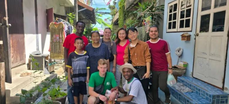 วิกฤตการศึกษาไทย: วอนผู้นำธุรกิจและโรงเรียนนานาชาติ ร่วมสร้างอนาคตที่มั่นคงให้เยาวชนผ่านโครงการ "Kids Go to School