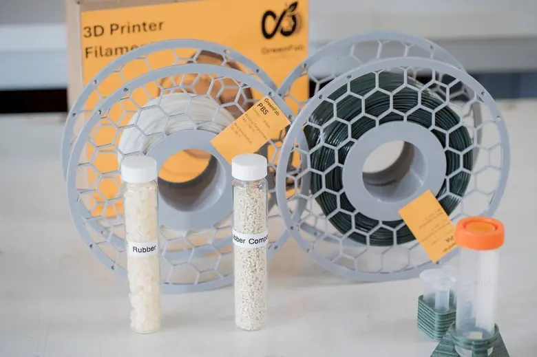 จากอวนผีสู่วัสดุตั้งต้นการพิมพ์สามมิติ จุฬาฯ พัฒนาต้นแบบนวัตกรรมรีไซเคิล เปลี่ยนขยะทะเลเป็นเทคโนโลยีแห่งอนาคต