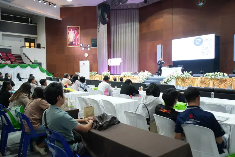 ม.รำไพฯ ผนึกกำลัง ม.เกษตรฯ เปิดตัวศูนย์ Class Forecast