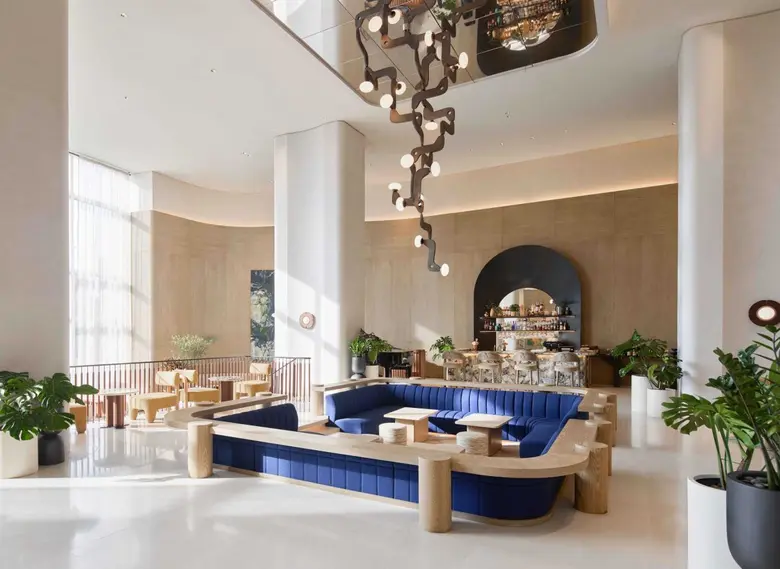 สัมผัสความสุนทรีย์จิบชาชิมช็อกโกแลต กับชุดน้ำชาช็อกโกบริสยามบ่าย ณ ที แอนด์ ทิปเปิ้ล โรงแรมเซ็นทาราแกรนด์ฯ เซ็นทรัลเวิลด์