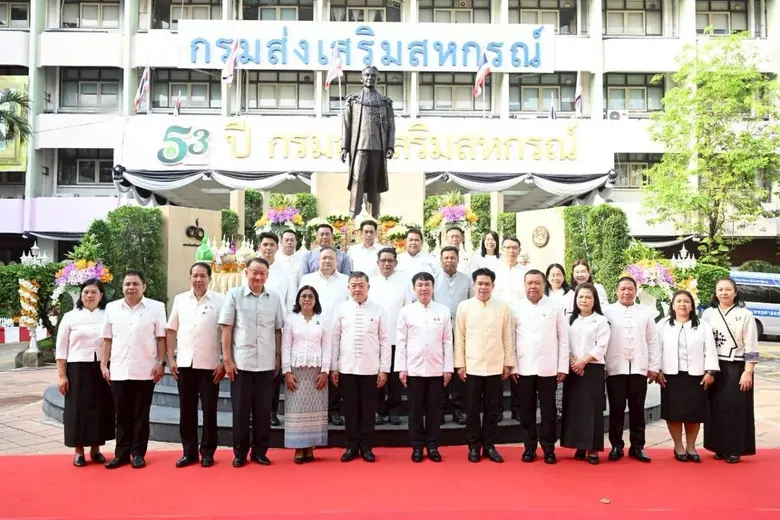 จัดยิ่งใหญ่ 110 ปีสหกรณ์ไทย สืบสานพระปณิธานพระบิดาแห่งการสหกรณ์ไทย ยึดหลัก "สมาชิกคือหัวใจ สร้างเศรษฐกิจไทยมั่นคง"
