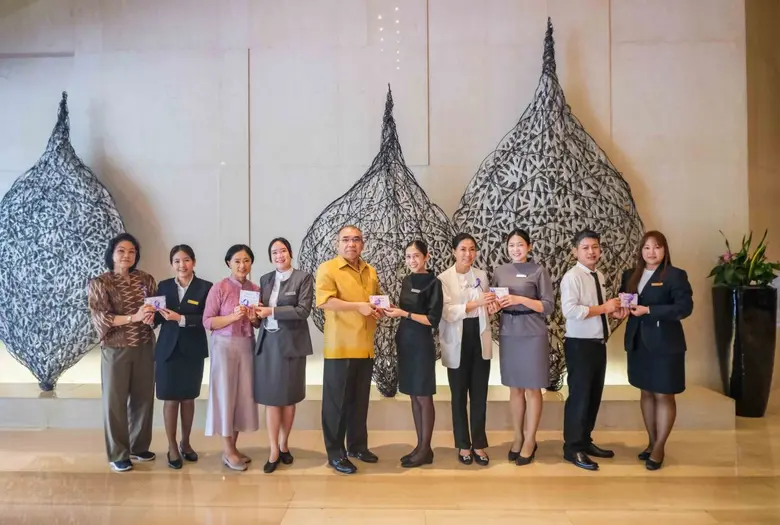 พลังสตรีขับเคลื่อนองค์กร เซ็นทารา แกรนด์ ลาดพร้าว จัดกิจกรรม "Give To Gain" ฉลองวันสตรีสากล