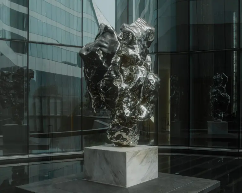 โรงแรม พาร์ค ไฮแอท กรุงเทพฯ เชิญชวนสัมผัสประสบการณ์ "A Living Art Gallery" ผ่านคอลเลกชันห้องสวีทที่เปรียบดั่งแกลเลอรีศิลปะเหนือมหานคร