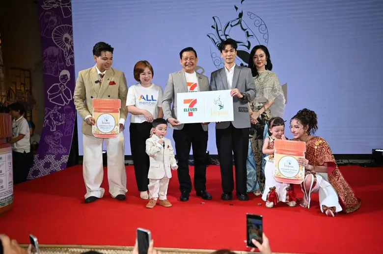 "พีท - แก้มบุ๋ม" ปั้นแบรนด์ "ไทยดม" คว้า "โมเน่ &amp; โซล" เสิร์ฟความสดใส เข้าถึงทุกเจน