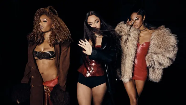 FLO เกิร์ลกรุ๊ปสายแซ่บจากอังกฤษ ส่งเพลงใหม่ชวนแดนซ์ "Leak It" เปิดศักราชใหม่ให้กับเกิร์ลกรุ๊ปฝั่งตะวันตก ให้กลับมาคึกคักอีกครั้ง