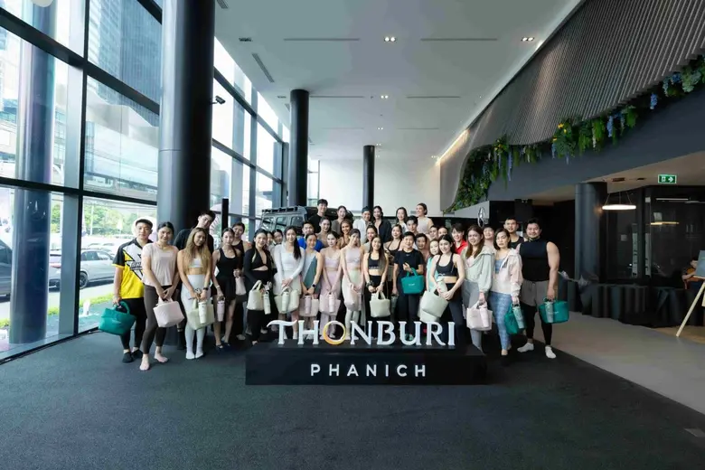 "ธนบุรีพานิช" เดินเกม CRM พรีเมียม จัด "Refined Movement"เชื่อมโลกยนตรกรรม Mercedes-AMG สู่ไลฟ์สไตล์ สร้าง Brand Engagement ลูกค้าระยะยาว