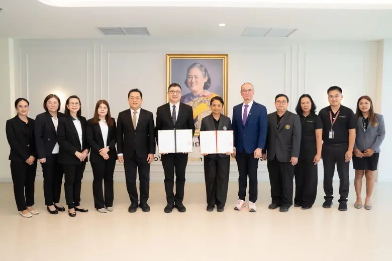 โรงพยาบาลสมิติเวช ศรีนครินทร์ ร่วมกับ คณะแพทยศาสตร์ มหาวิทยาลัยศรีนครินทรวิโรฒ พัฒนาแพทย์เฉพาะทางด้านออร์โธปิดิกส์ สาขาเวชศาสตร์การกีฬา (Sports Orthopedics Fellowship Program) สู่มาตรฐานสากล #FitLAB #ฟิตเต็มข้อ