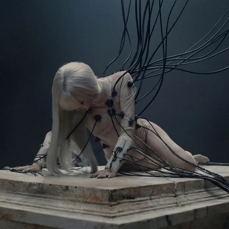 คอลแลปส์หยุดโลก! Anyma x LISA ส่งเพลง EDM ทรงพลังรับซัมเมอร์ "Bad Angel" บีทแน่นชวนแดนซ์ทุกท่อนตั้งแต่ต้นจนจบ ผลงานระดับโกลบอลที่ทุกคนตั้งตารอ