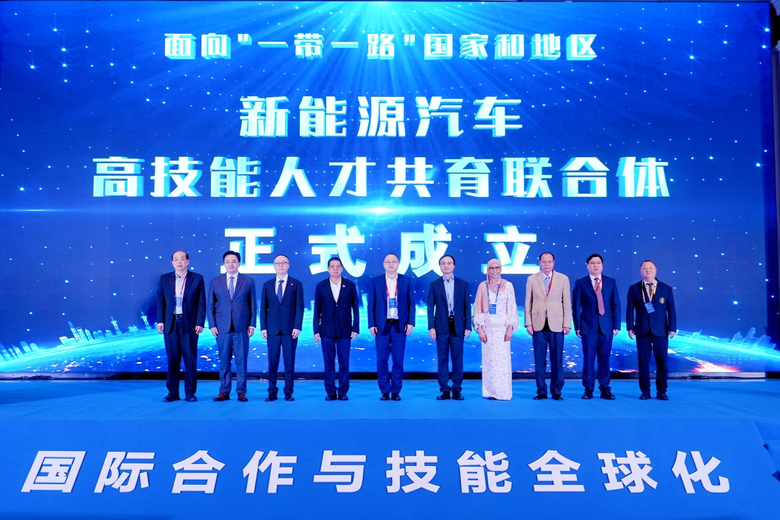 เอ็มจี ร่วมหนุนเวทีเสวนาระดับโลก World New Energy Vehicle Congress 2026 ดันไทยเป็นศูนย์กลางการพัฒนาบุคลากรทักษะสูงในอุตสาหกรรมยานยนต์พลังงานใหม่