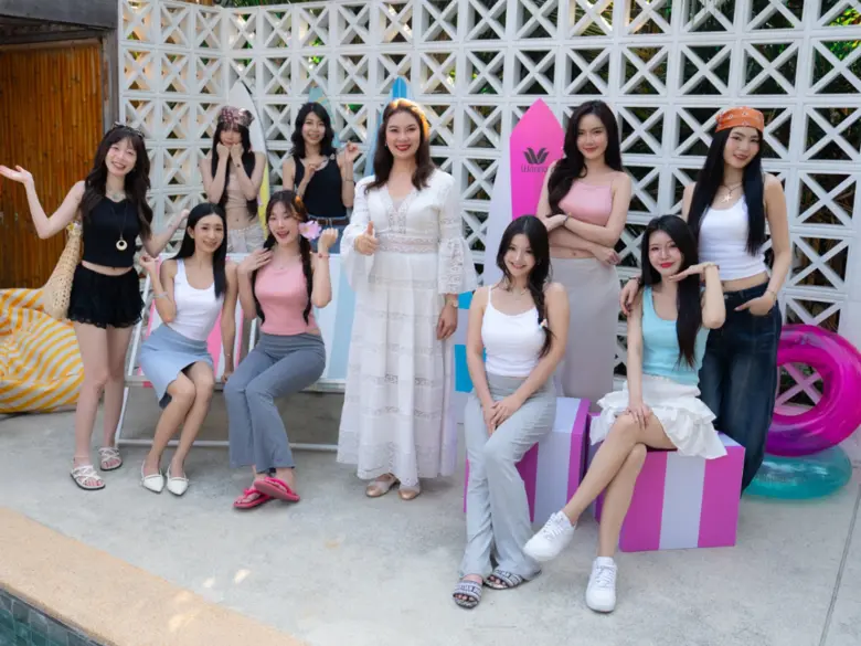 วาโก้ ชวนสาวๆ อินฟลูเอ็นเซอร์ ร่วมรักษ์โลกไปด้วยกัน จัดเวิร์คช้อปเปลี่ยนขยะจากท้องทะเล "Seaglass"