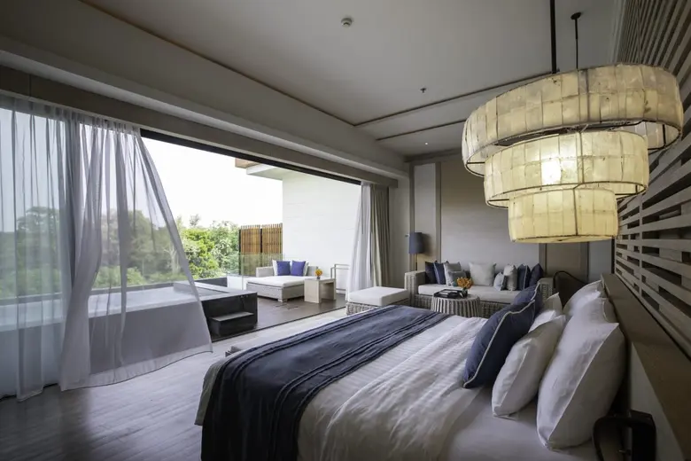 Coastal Cave Escape Package ท่องเที่ยวถ้ำสวย พร้อมพักผ่อนในพูลสวีตสุดหรู ริมทะเลหัวหิน ณ โรงแรมเคปนิทรา หัวหิน