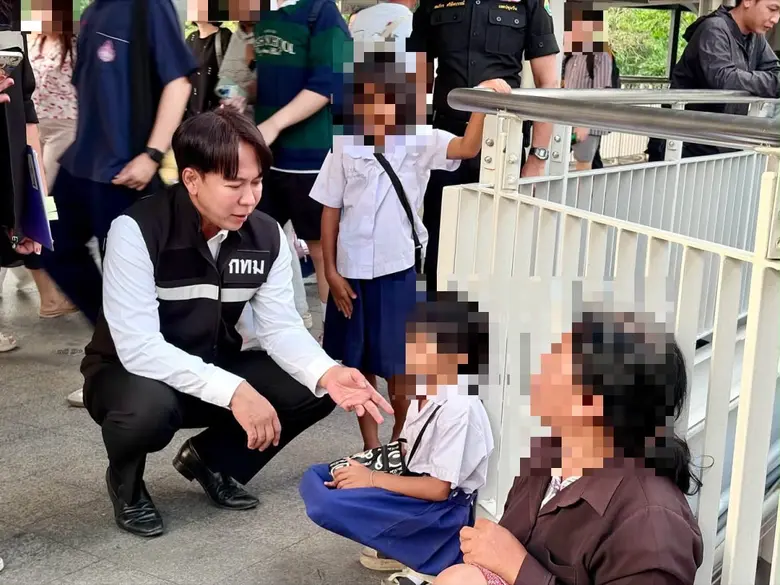 เขตปทุมวันกวดขันจัดระเบียบคนไร้บ้านบริเวณสกายวอล์กแยกเฉลิมเผ่า ประสานความร่วมมือให้ความช่วยเหลือตามแนวทางอย่างเหมาะสม