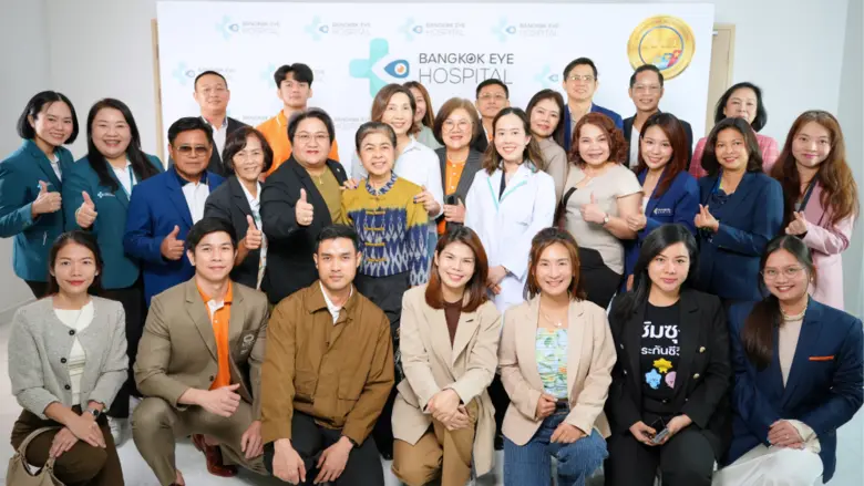 โรงพยาบาลจักษุกรุงเทพ จัดงาน "Visionary Longevity Day" ชูเทคโนโลยีผ่าตัดไร้ใบมีด เสริมความร่วมมือพันธมิตรประกัน