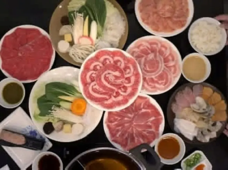 เปิดพิกัดร้านชาบู-สุกี้พรีเมียม ต้อนรับหน้าฝนสุดชุ่มฉ่ำ เติมความอบอุ่นด้วยซุปร้อนได้ทุกมื้อที่ เดอะไนน์ เซ็นเตอร์ พระราม 9