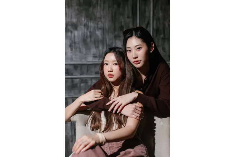 ต้านไหวเหรอ? ส่องความน่ารัก 'นานะ-เม' จากซีรีส์ "เรียกแด๊ดสิธาร (Your Dear Daddy)" ตัวจริงดาเมจแรงพุ่งทะลุไอจี!