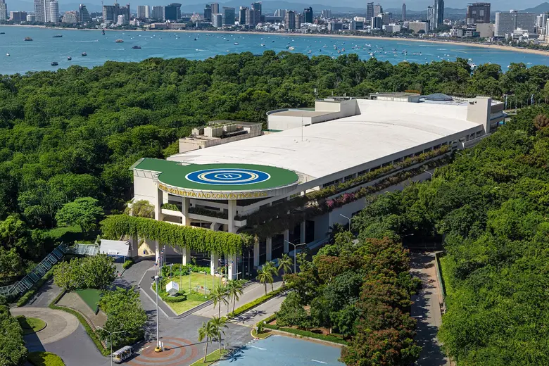 Royal Cliff and PEACH Pattaya earns Excellent Status with the ASEAN MICE Venue Standard Certification