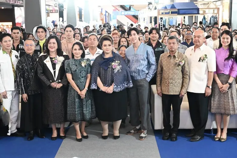"ศุภมาส" ปิดเวที Soft Power แฟชั่นภาคใต้ ดันผ้าไทยจากชุมชนสู่รันเวย์โลก ชวนคนไทยสวมใส่ผ้าไทยทุกวัน