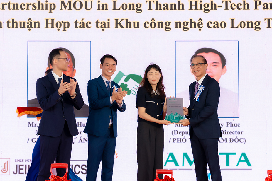 Groundbreaking Ceremony and Memorandum of Understanding (MOU) Signing for Jeil Construction (Korea)'s Logistrics Center Project at Amata City Long Thanh High-tech Industrial Park