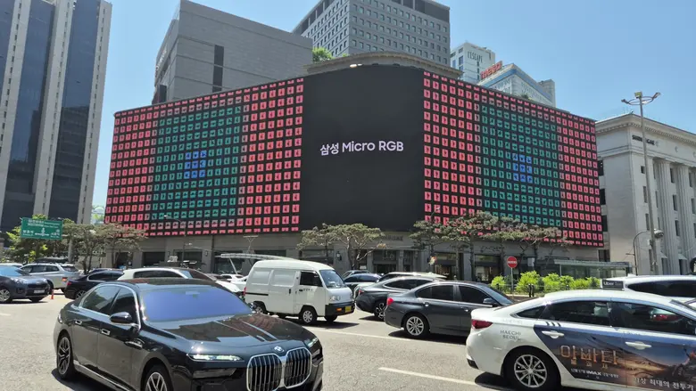 ซัมซุง โชว์ศักยภาพ Micro RGB จอโฆษณากลางแจ้งบนบิลบอร์ดแลนด์มาร์กทั่วโลก