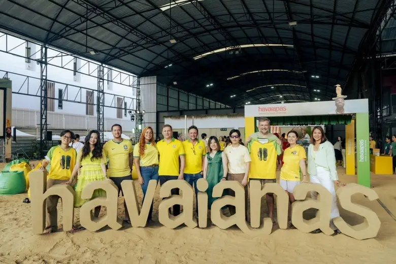 Havaianas จัดบิ๊กแมตช์รับทัวร์นาเมนต์ระดับโลกในงาน "Football Beach Party" ชวนนักเตะคนดังตั้งทีมเฉพาะกิจ แท็กทีมทัพเซเลบ-คนดัง ดวลแข้งระเบิดความมันส์