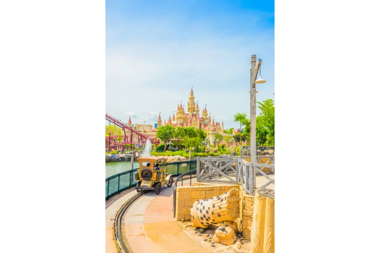 Traveloka เผย นักท่องเที่ยวไทยซื้อบัตรเข้าสวนสนุกมากเพิ่มขึ้นเกือบ 2 เท่า สะท้อนเทรนด์ Experience-Led Travel ที่กำลังเติบโต
