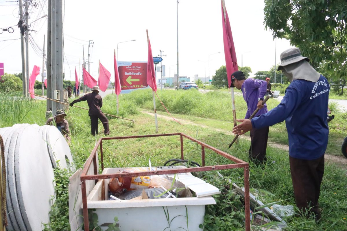 เขตประเวศ ลงพื้นที่ติดตามงาน เร่งแก้ปัญหาความเดือดร้อนและพัฒนาพื้นที่อย่างต่อเนื่อง