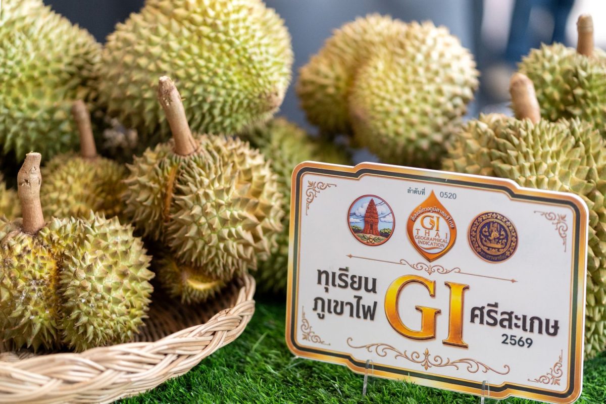 กรมทรัพย์สินทางปัญญา พา "7 ผลไม้ GI ไทย" บุกศูนย์การค้า ICS ในเครือ ICONSIAM โชว์อัตลักษณ์ผลไม้ไทย