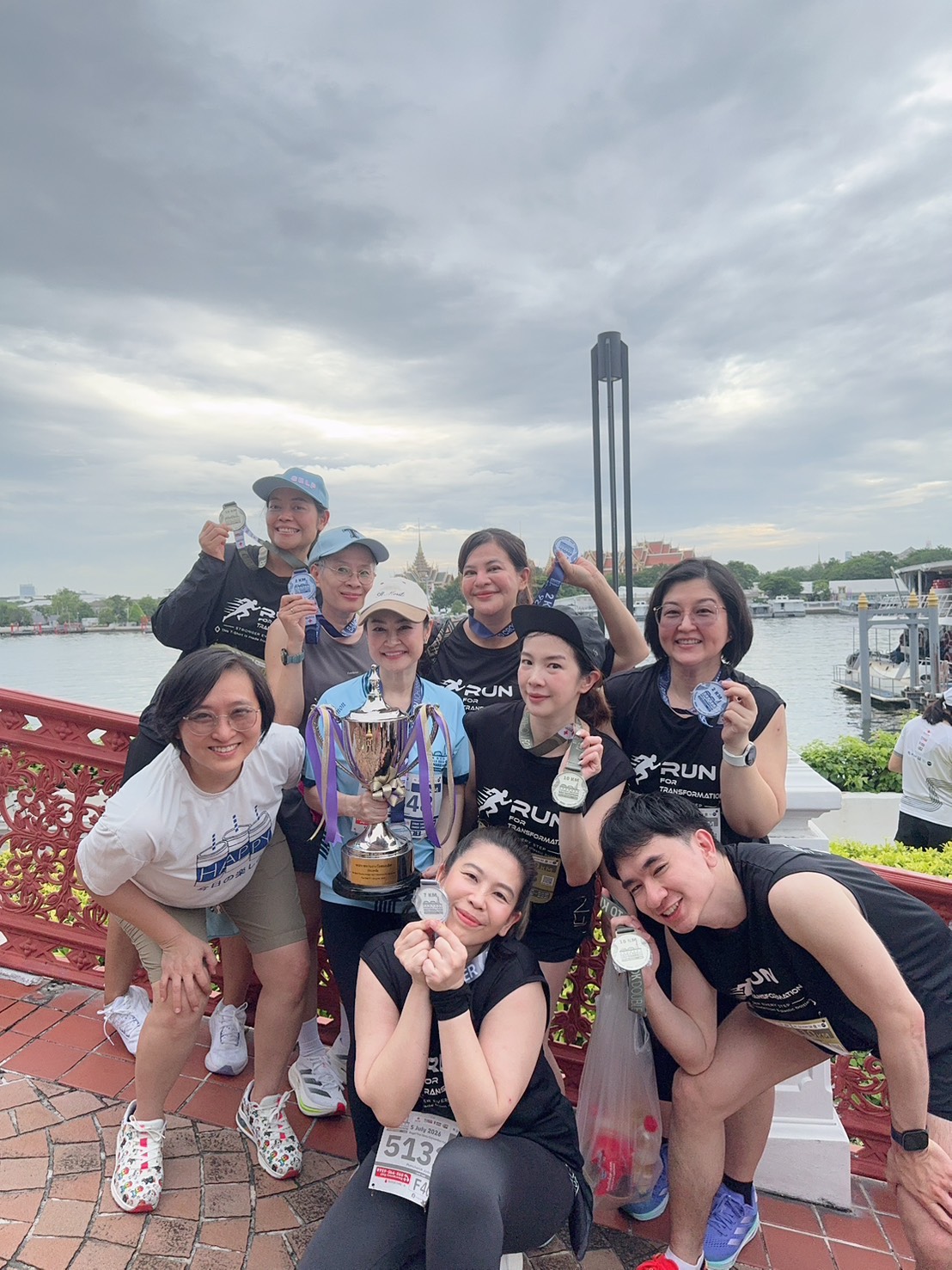 Landmark Worldwide Thai Team Receives Royal Trophy Recognition at Bangkok Double Bridge Half Marathon for Red Cross 2026