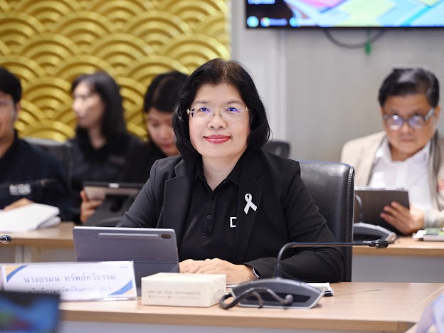กรมทรัพย์สินทางปัญญา ชูอัตลักษณ์ GI "ผ้าขิดสลับหมี่หนองบัวลำภู" ผสานสองเทคนิคการทอไว้ในผ้าผืนเดียว สะท้อนภูมิปัญญาผ้าทอโบราณ ที่สร้างมูลค่าสู่ระดับพรีเมียม