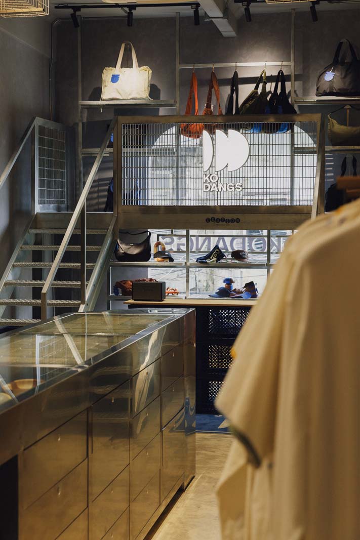 'Kodangs' (โกดังส์) ปักหมุดแลนด์มาร์คใหม่ 'ทรงวาด' เปิดตัว Flagship Store แห่งแรก ดึงเสน่ห์เมืองเก่าสู่แฟชั่นไลฟ์สไตล์ร่วมสมัย