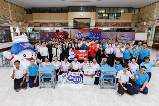6 ล้านฝาของขวดนม ไม่จบที่ถังขยะซีพี-เมจิแปลงเป็นโต๊ะเรียน 200 ชุด ฟื้นโรงเรียนหาดใหญ่หลังน้ำท่วม