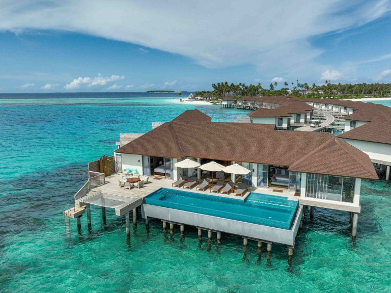 Michael Owen Returns to Avani+ Fares Maldives for a Third Kids' Football Camp