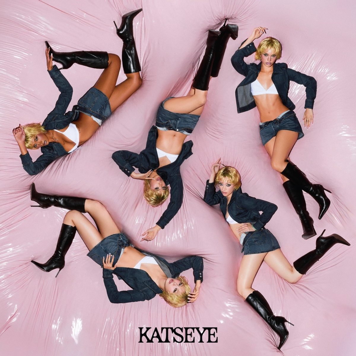KATSEYE สร้างประวัติศาสตร์ครั้งใหม่! ส่งมินิอัลบั้ม WILD เปิดตัวอันดับ 1 Billboard 200พร้อมทุบสถิติยอดขายสัปดาห์แรกสูงสุดของวงผู้หญิงในรอบ 3 ปี EYEKONS ชาวไทยลุ้นรับอัลบั้มไวนิลฟรี!