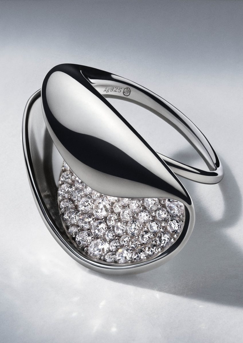 สวารอฟสกี้ เปิดตัว Swarovski Classica ถ่ายทอดนิยามใหม่แห่งความสง่างามในทุกวัน